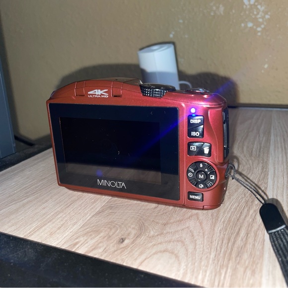 Minolta Camera - Picture 3 of 9